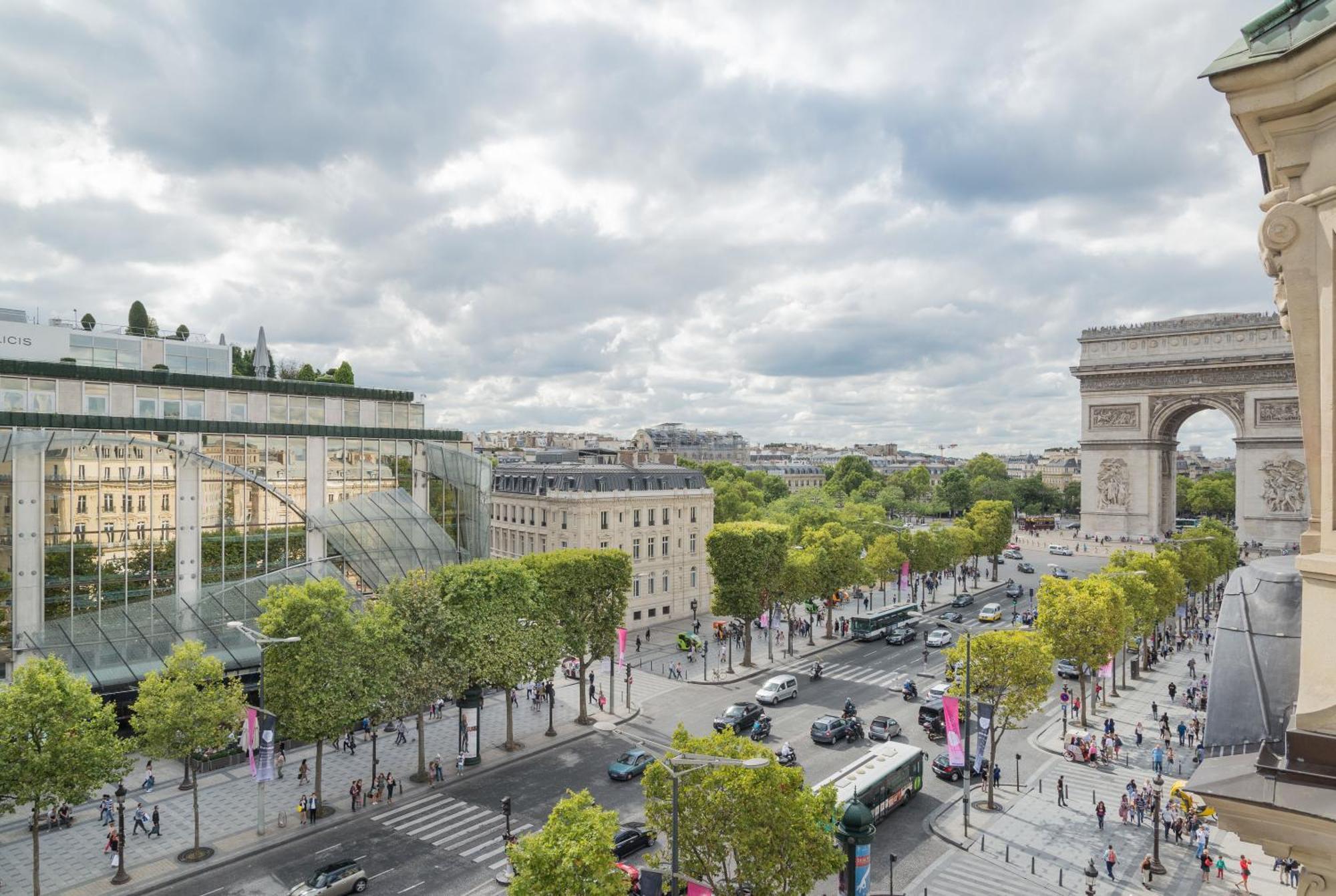 パリCute Studio In The 16Th Near The Arc De Triompheアパートメント エクステリア 写真